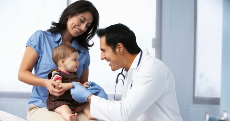 Jak pomóc dziecku pokonać strach przed lekarzem?