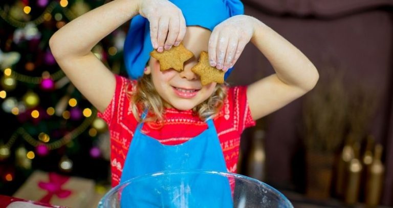 Jak włączyć dzieci w przygotowania do świąt