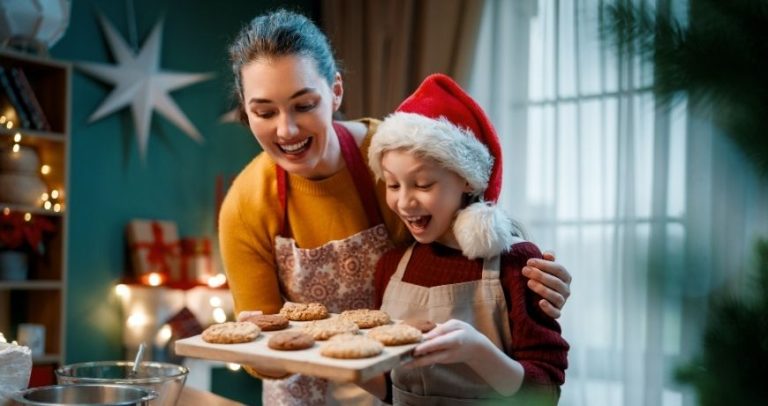 Rodzinne tradycje, które warto tworzyć z dziećmi