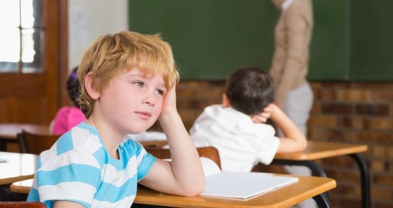 Niewidzialne supermoce dziecka: Co kryje się za cechami w szkole?