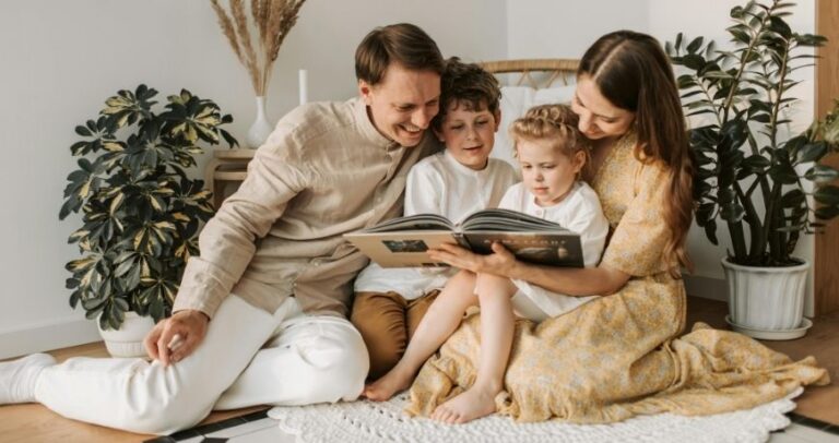 Jak rozwija się dobroć u dziecka: 3 ważne czynniki, o których dorośli często zapominają